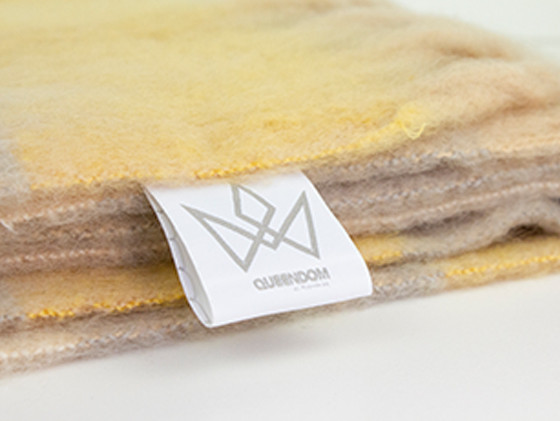 Étiquette avec logo