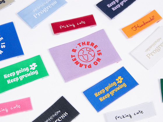 Étiquettes à coudre standard